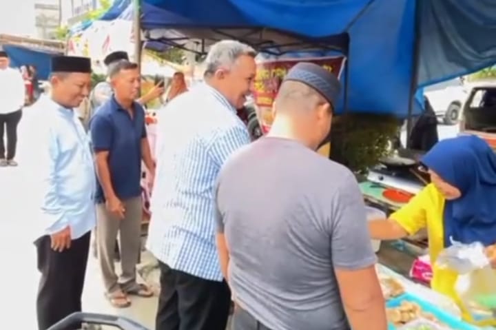 Bupati Rokan Hulu Tinjau Pasar Ramadhan dan Tinjau Infrastruktur di Tambusai Utara