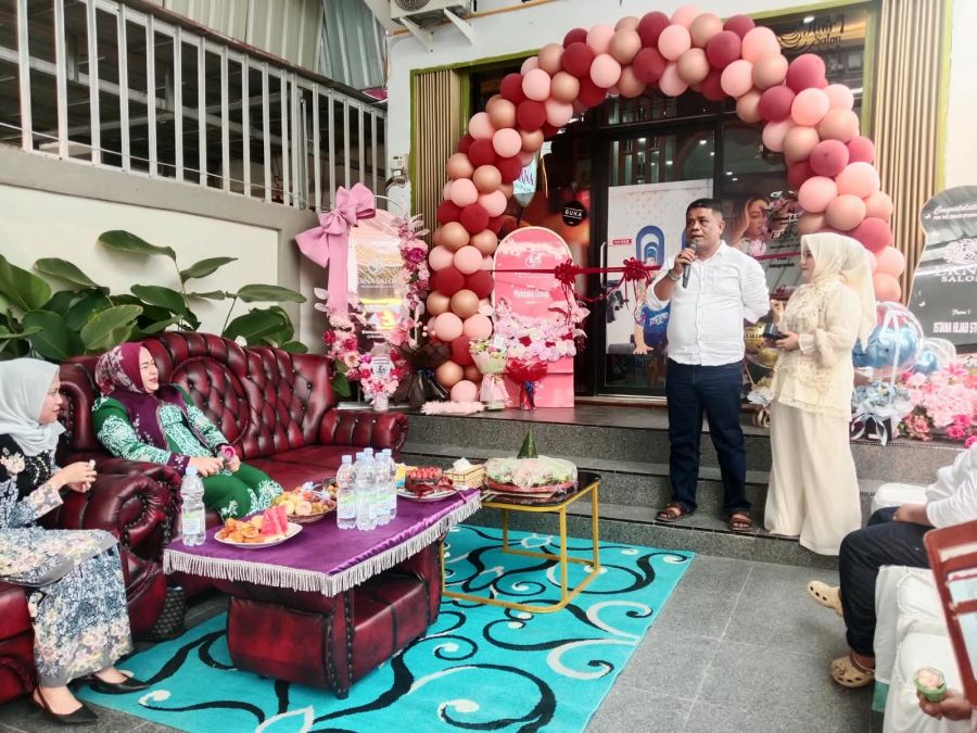 Erna Salon & SPA Resmi Dibuka, Dorong Generasi Muda Kembangkan Usaha Kecantikan