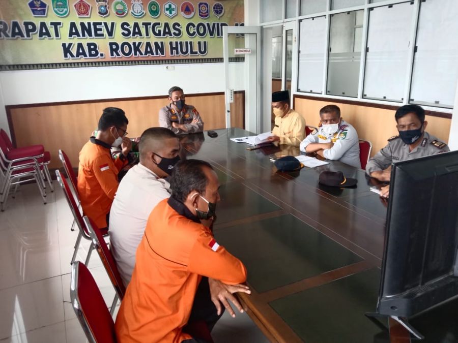 Gelar Rapat Anev, Kapolres Rohul Ajak Warga Yang Terkonfirmasi Covid-19 Segera Di Rawat