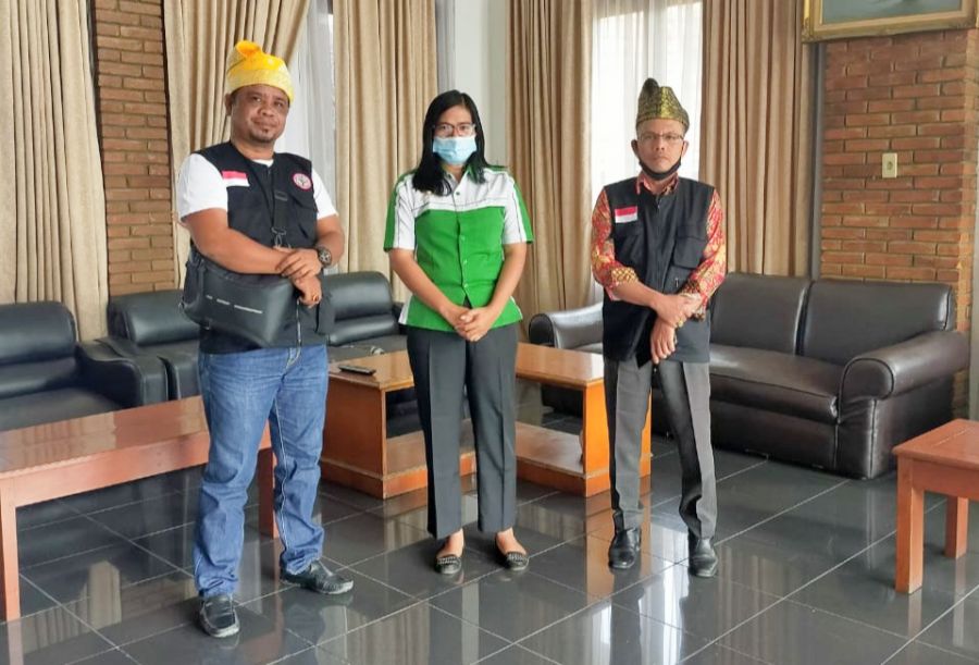 Ketua DPC-AWI Kabupaten Rohul Berikan Apresiasi Kepada Manajemen Hotel Sapadia  Prapat