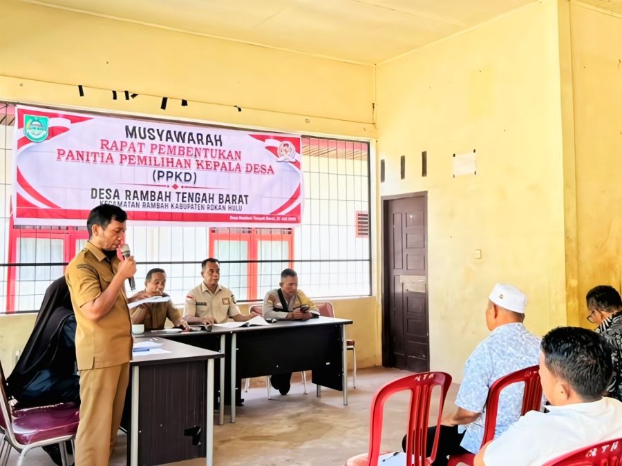 Pembentukan Panitia Pilkades Tandai Dimulainya Pesta Demokrasi Desa di Rambah Tengah Barat