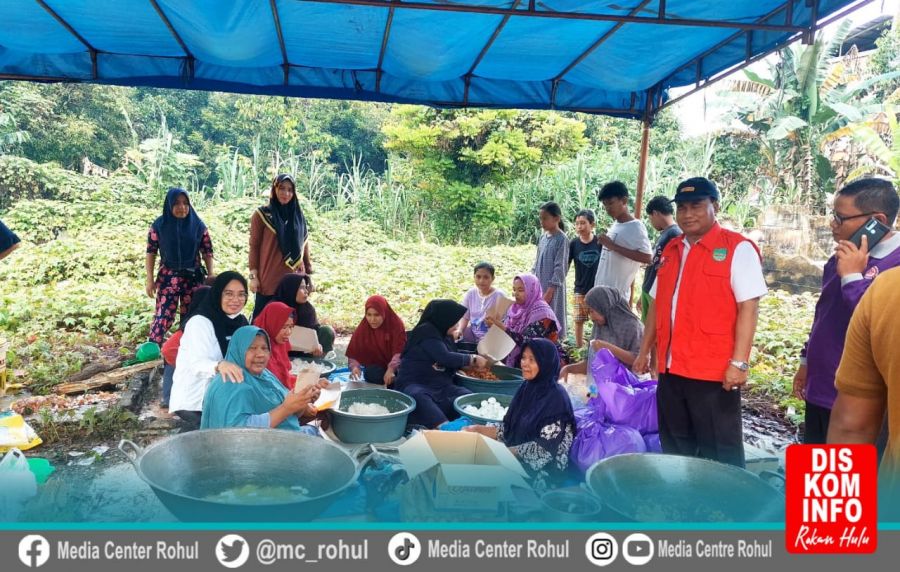 Pemkab Rohul & PMI Kabupaten Rohul Bantu Korban Terdampak Banjir