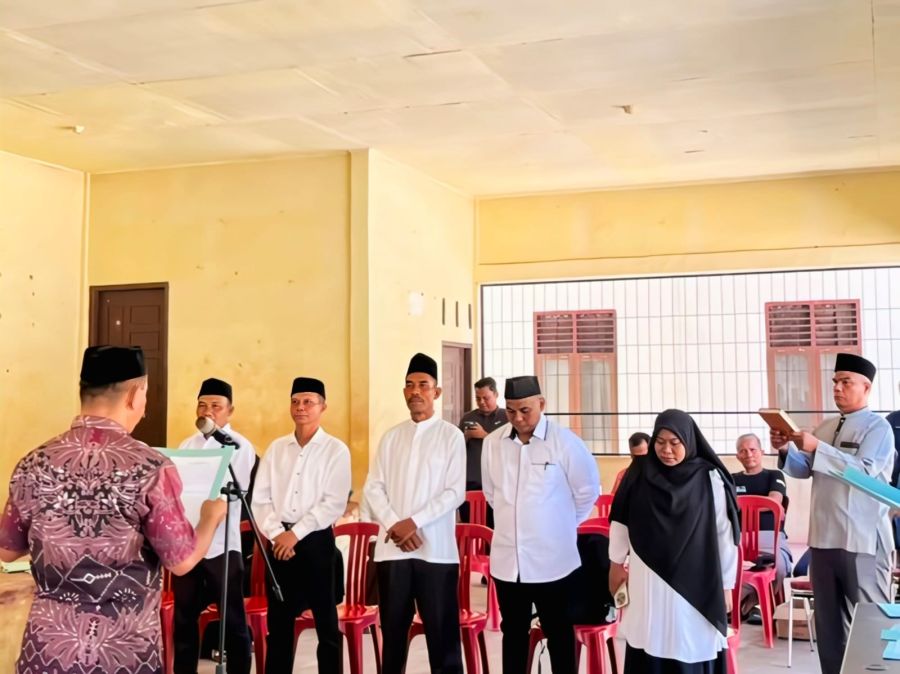 Resmi Dilantik, Panitia Pilkades Rambah Tengah Barat Siap Kawal Demokrasi Desa yang Berkualitas