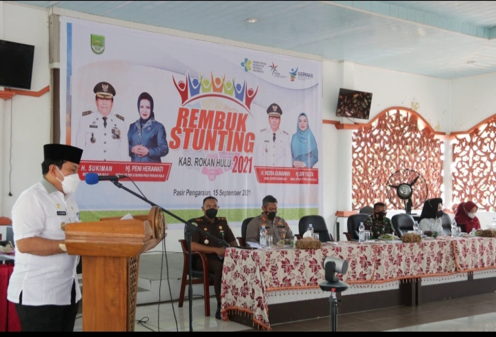Upaya Penurunan Stunting Secara Terintegritas, Bupati Rohul Tanda Tangani Komitmen Bersama