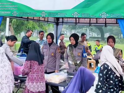 polres-rohul-gelar-makan-untuk-semua-wujudkan-kepedulian-dan-kedekatan-dengan-masyarakat